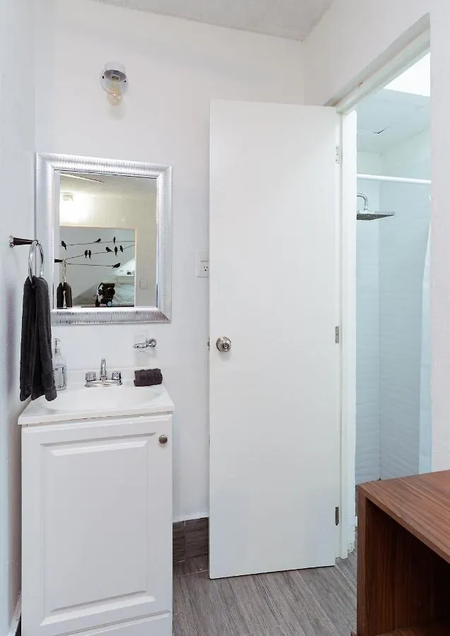 아파트 Cozy Tohoku Studios By Simply Comfort 10 Min To The Beach 신데 델 카르멘